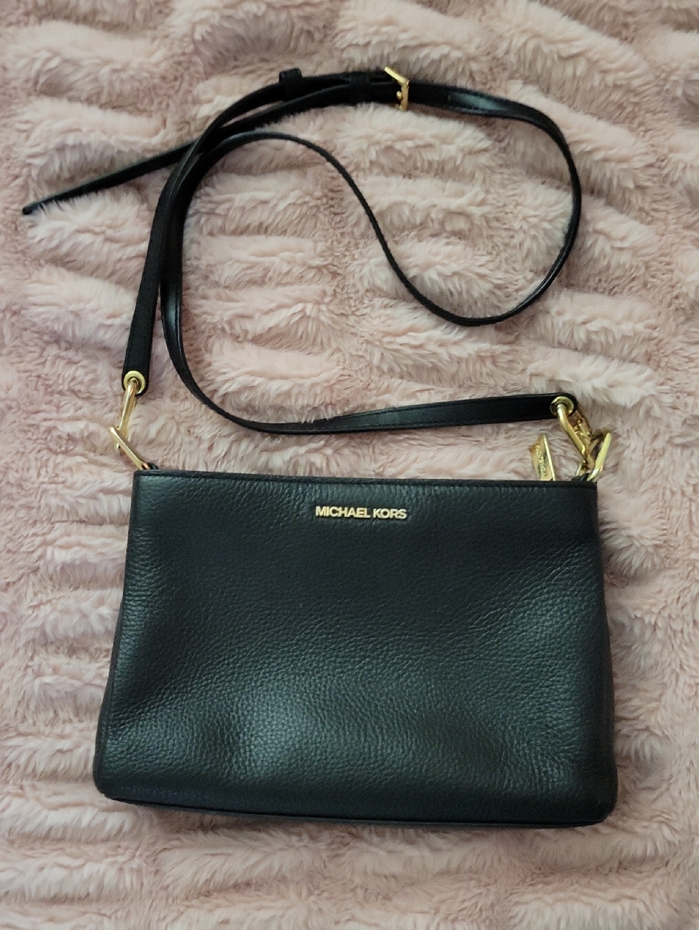 Michael Kors Trisha Crossbody Black Pebbled Leather Gold Hardware